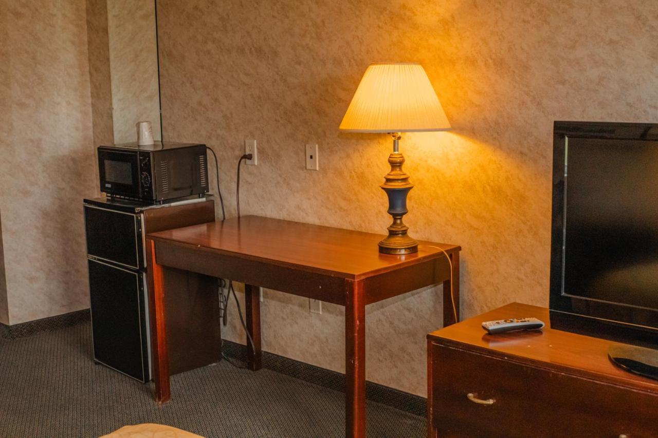 Colfax Inn By Marifah エクステリア 写真